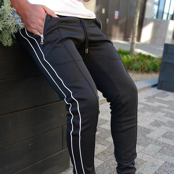 Takeover Tech Leisure Tracksuit Set - Black
